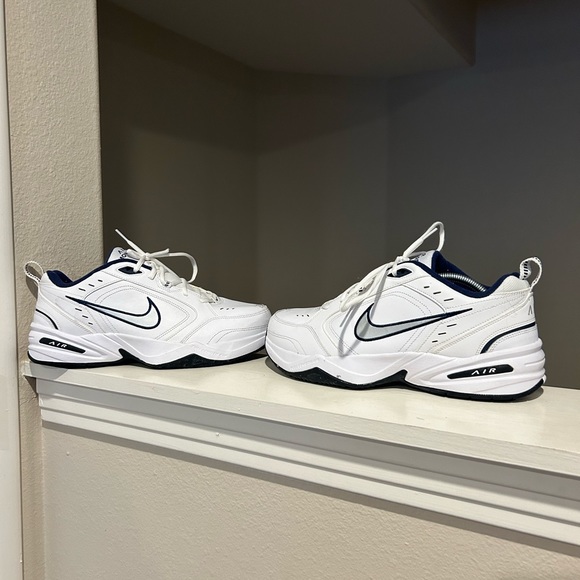 Nike Other - NIKE AIR MONARCH LEATHER MEN'S WALKING SHOES SIZE 11.5